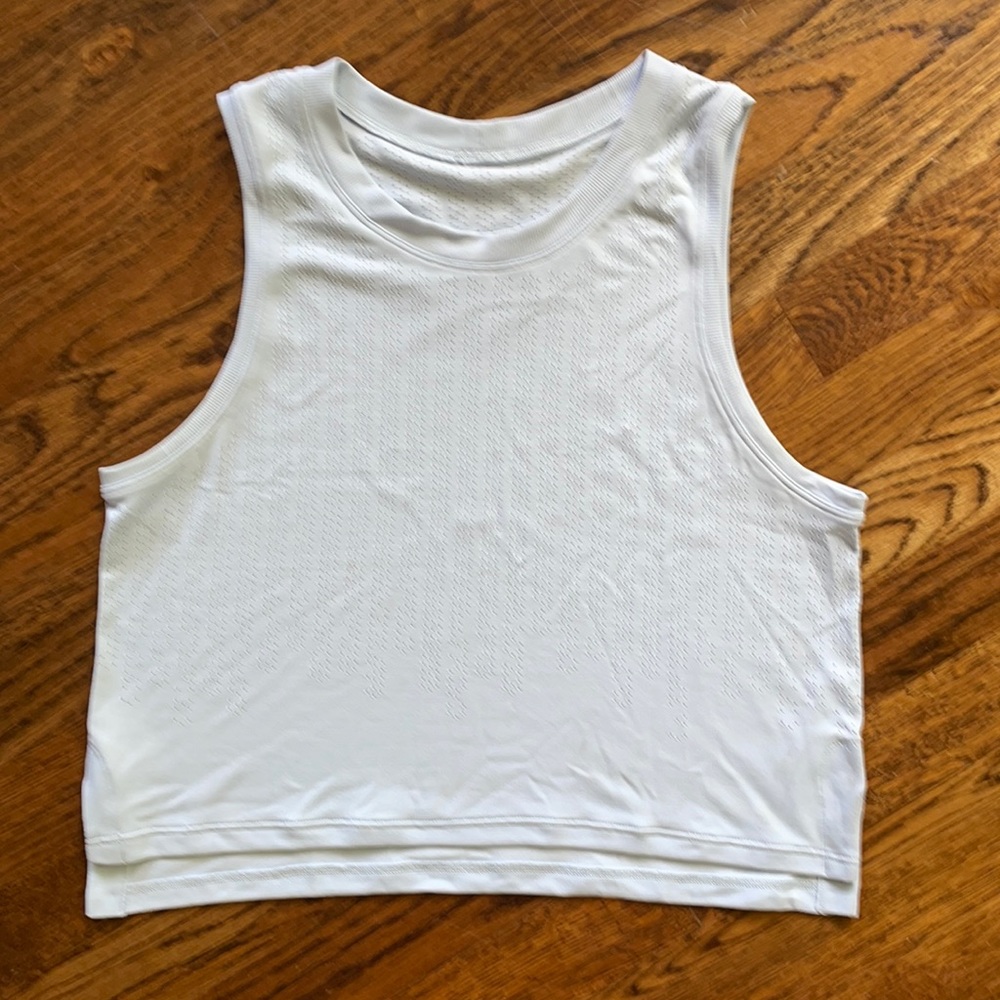 Lululemon crop top, very light blue